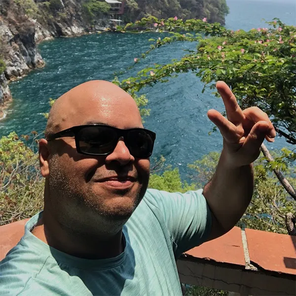 PJ Urquilla, Founder & CEO of PJUX